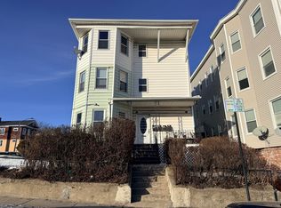 103 Hamilton St, Worcester, MA 01604