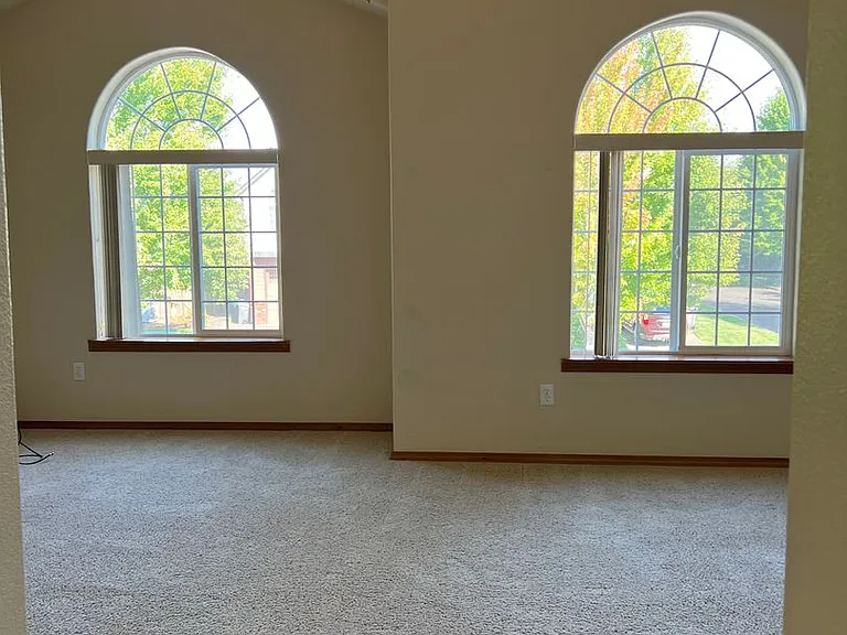 417 SW Pemberly Loop — Photo 24