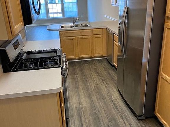 5th image of 11588 Cavalier Landing Ct Suite 802-A