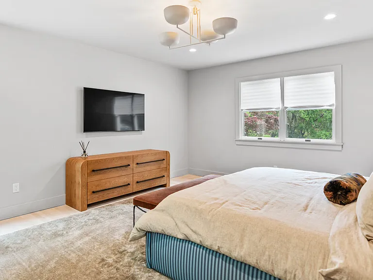 1480 Harbor Ln — Photo 17