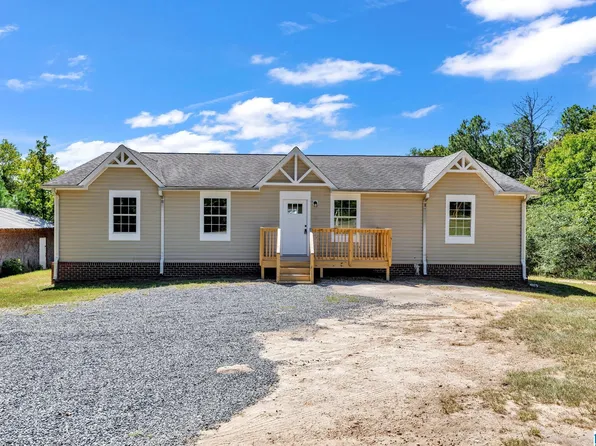 600 Holt Cir, Hayden, AL 35079