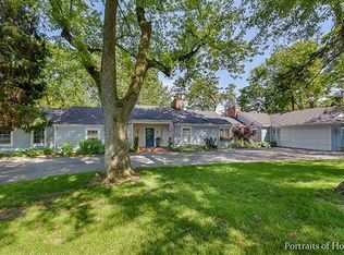 935 S Batavia Ave, Geneva, IL 60134