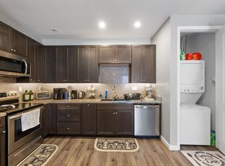 1361 York Dr UNIT B, Vista, CA 92084