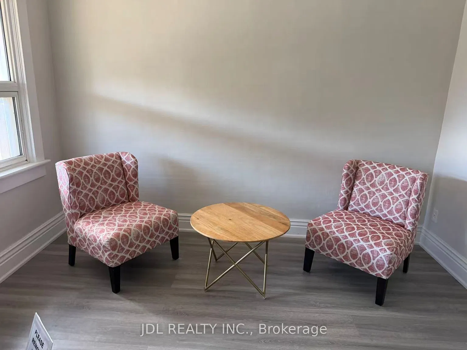 4 bed, $2,100 — Photo 4