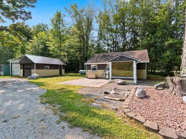 17294 S Thielke Rd, Lakewood, WI 54138