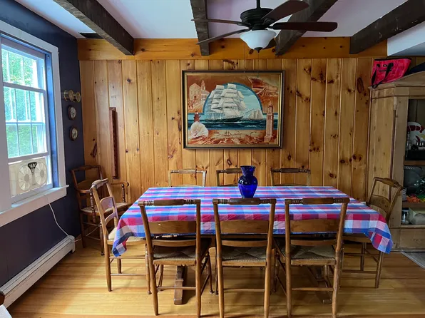 42 Fairview Rd, Bourne, MA 02532