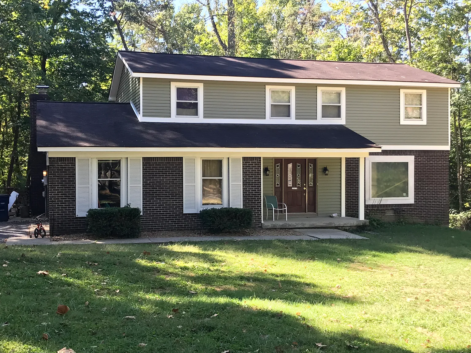 302 Shandell Dr photo 1