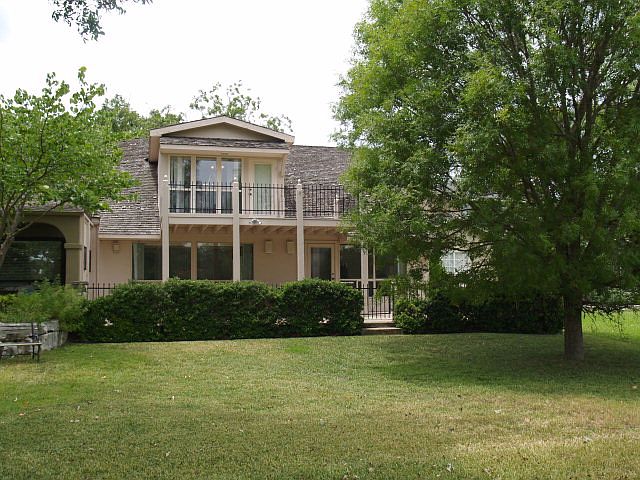 1st image of 536 Sand Bend Dr