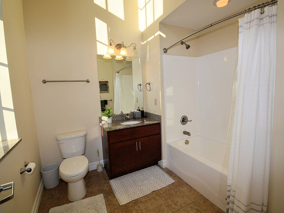 Albany Lofts at One Broadway Apartment Rentals Menands, NY Zillow