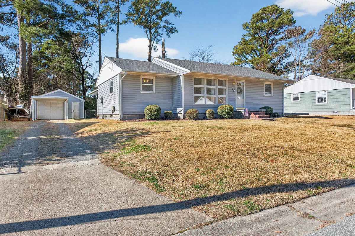 Warren Dr, 32 - 1 — Photo 2