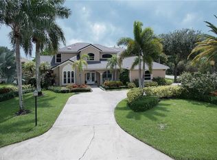 2137 Mission Dr, Naples, FL 34109