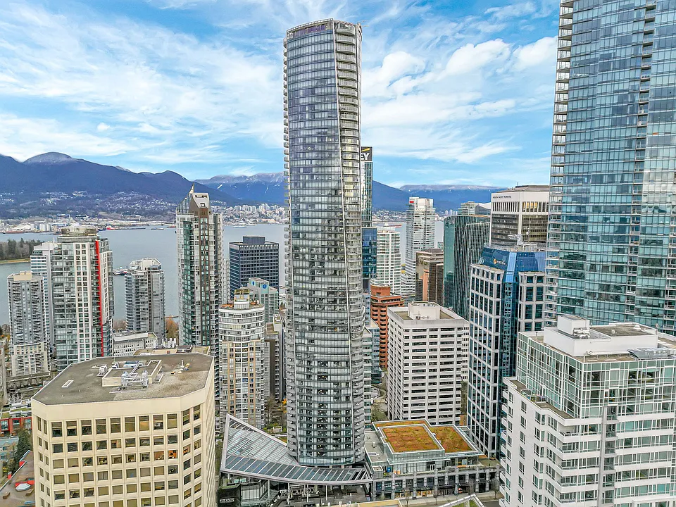 1151 Georgia St W #2703