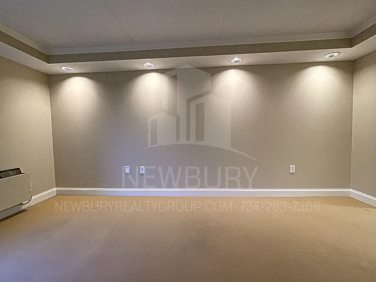 530 N Main Street - The Townhouse. — Photo 58