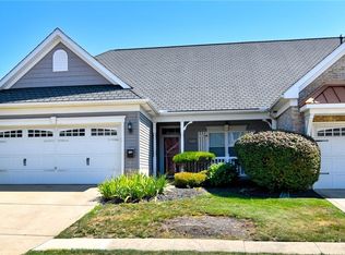 5065 Shepherds Gln #7, Willoughby, OH