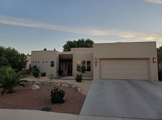 4112 Council Oak Rd, Las Cruces, NM 88011