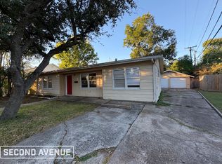 2003 Kentucky St, Baytown, TX 77520