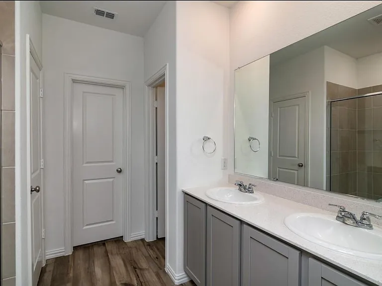 4909 Woodloch Dr — Photo 18