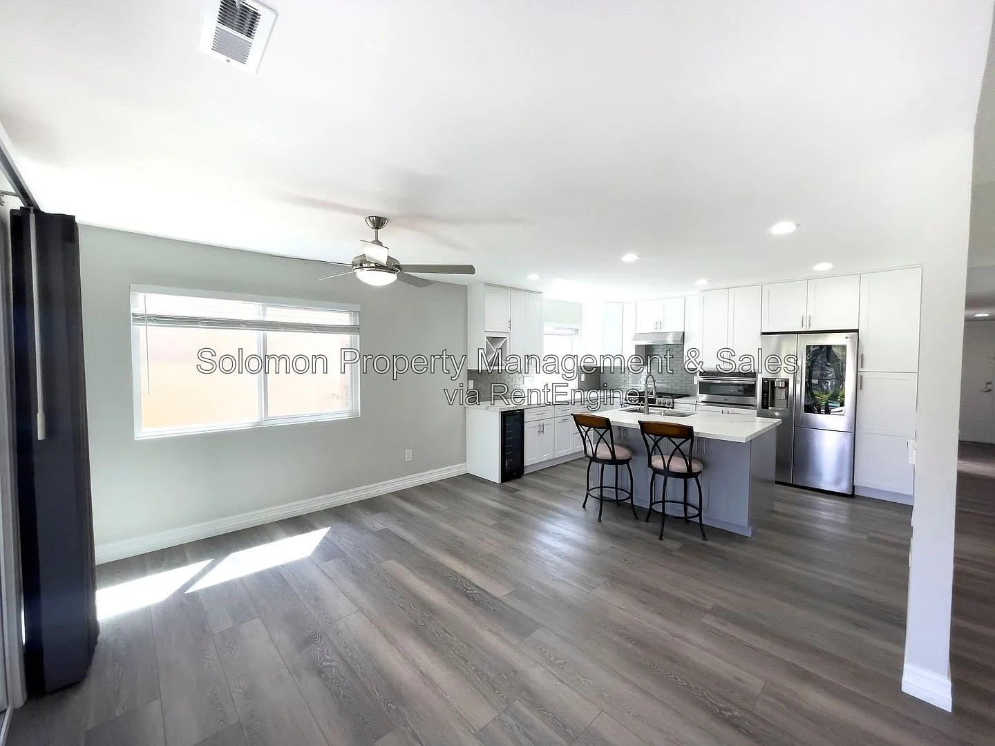 3 bed, 2.0 bath, 1426 sqft, $4,200 — Photo 4