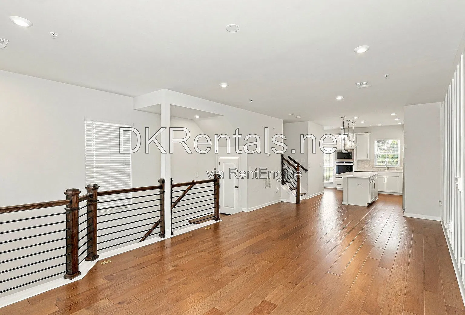 3 bed, 3.5 bath, 1826 sqft, $3,600 — Photo 4