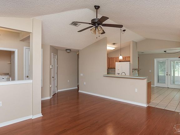 5th image of 1412 Newcastle Way