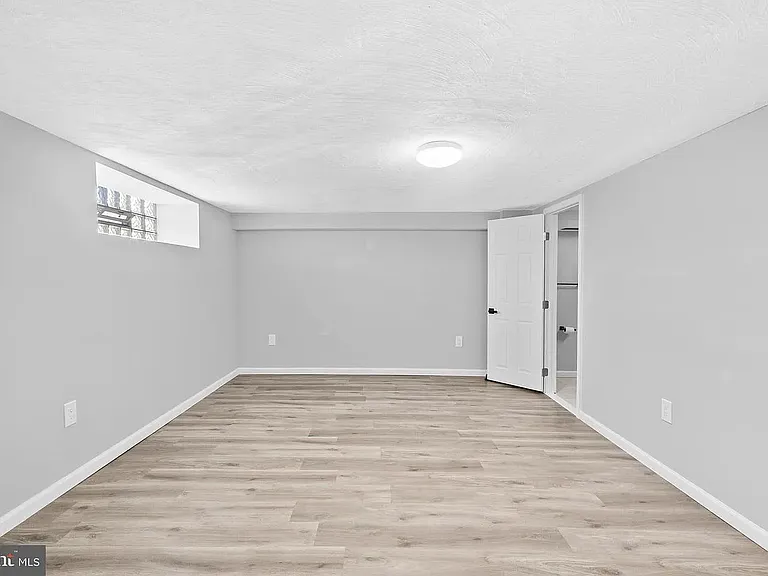 3509 Newberry Rd — Photo 2