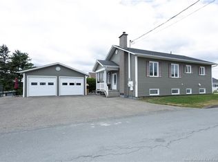 183 Saint Georges St, Grand Falls, NB E3Y1C3