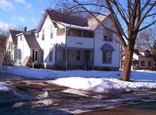 958 Elm St, Beloit, WI 53511