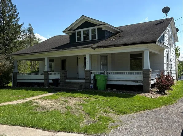 2918 High St, Rock Creek, OH 44084
