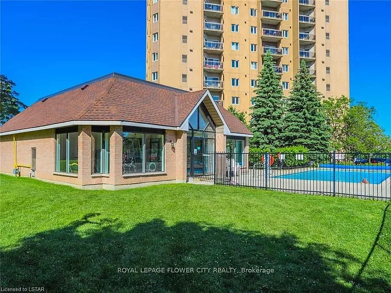 860 Commissioners Rd E #707 — Photo 20