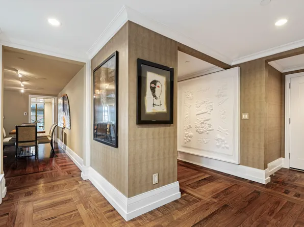 140 East 63rd Street image 6 of 18