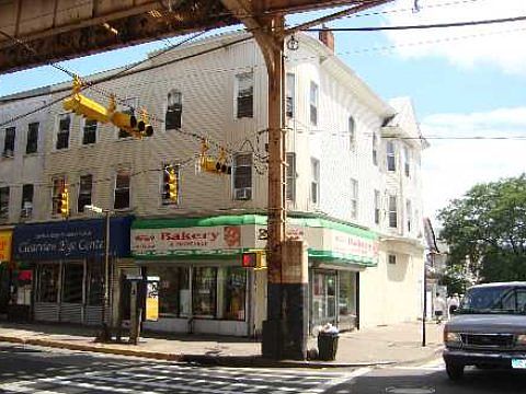 2nd image of 11702 Jamaica Ave