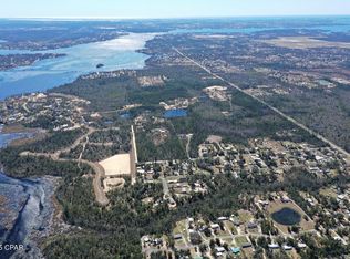 9700 Sweetfield Ln, Southport, FL 32409