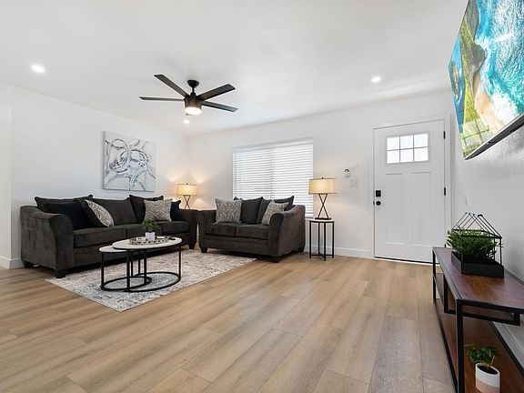 4th image of 4167 Texas St #2