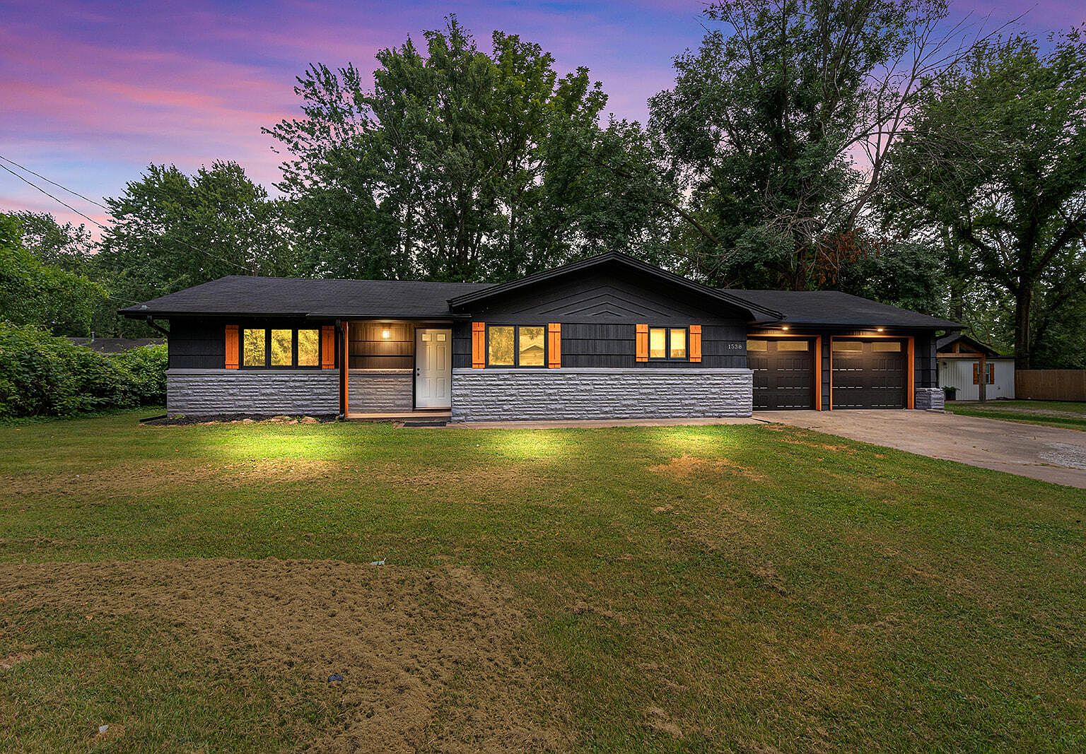 1538 E Lindberg Street, Springfield, MO 65804 | MLS #60328638 | Zillow