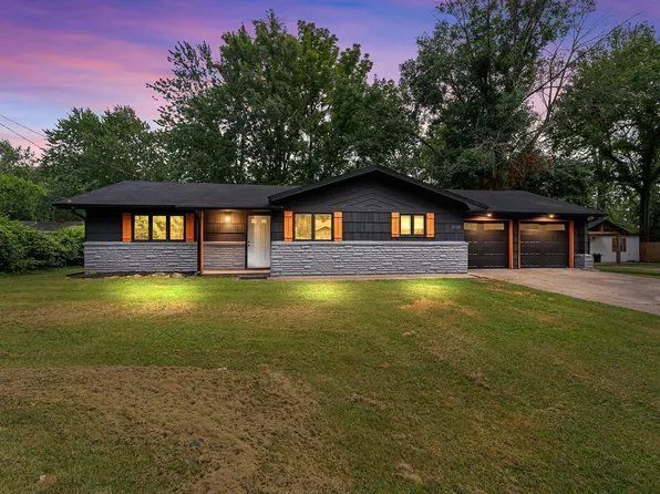 1538 E Lindberg Street, Springfield, MO 65804