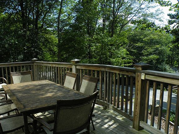 Decks galore to enjoy!