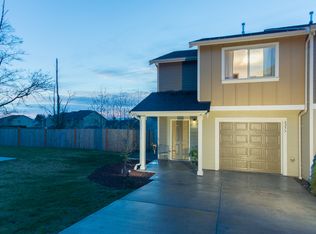 8277 42nd Pl NE, Marysville, WA