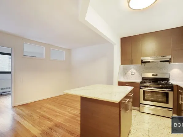 214 East 24th Street image 1 of 10