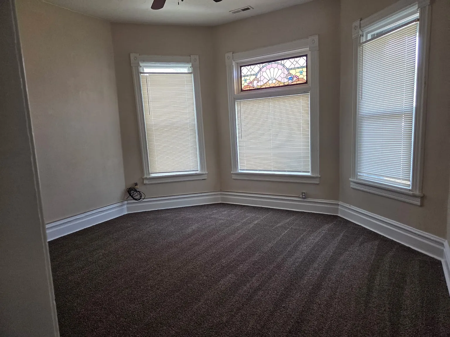 2 bed, 1609 sqft, $1,975 — Photo 4