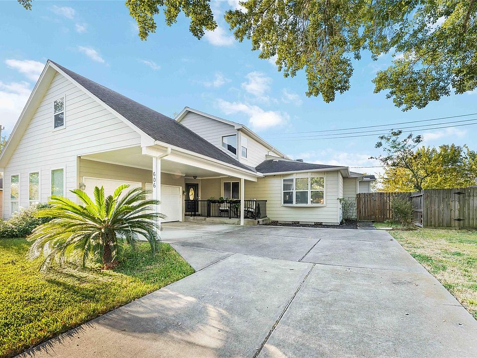 1st image of 606 Packer Ct