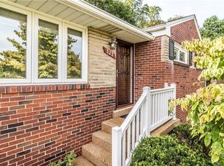 323 W Bruceton Rd, Pittsburgh, PA 15236