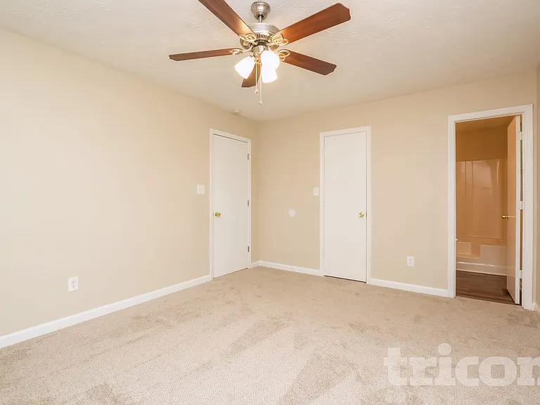 604 Cedar Creek Dr — Photo 10