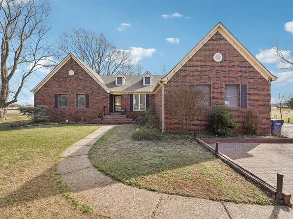 112 S Riverdale Dr, Shawnee, OK 74801