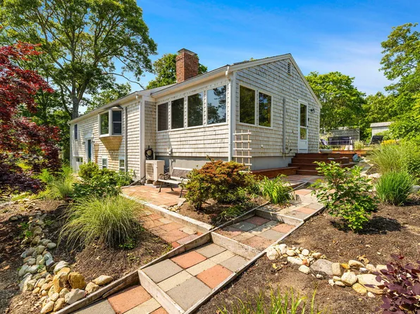 6 Paddock Drive, Harwich, MA 02645