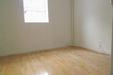 Rented by Astorian Realty Group LLC