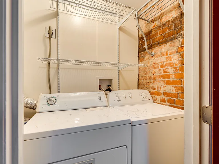 2118 Saint James Ave #1 — Photo 20