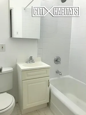 Rented by Citi Habitats | media 32