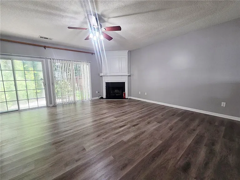 4645 Valais Ct #87 — Photo 6