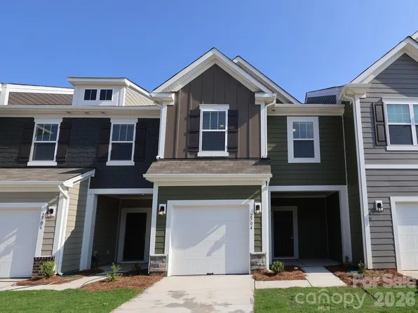 2704 Yeager Dr NW, Concord, NC 28027
