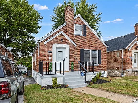 2nd image of 1739 Grape Ave